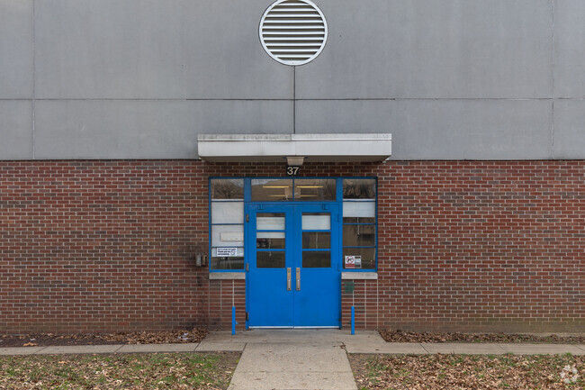 John J. Audubon Elementary School scored an overall B- on niche.com.