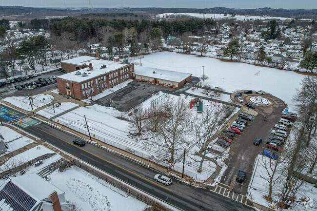Riverdale Elementary School is a public school in Dedham.