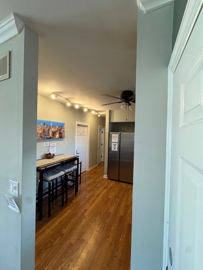 8129 Ogden Ave unit 1F, Lyons, IL 60534 - photo 5