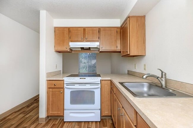 Brightwaters at Redhawk, Tigard, OR 97224 - photo 5