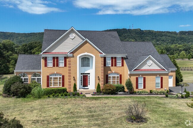 Gorgeous homes stand tall in the Antioch neighborhood.