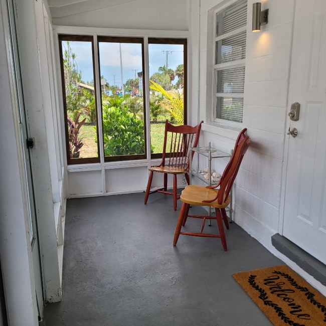 10117 Cortez Rd W unit 1, Bradenton, FL 34210 - photo 3