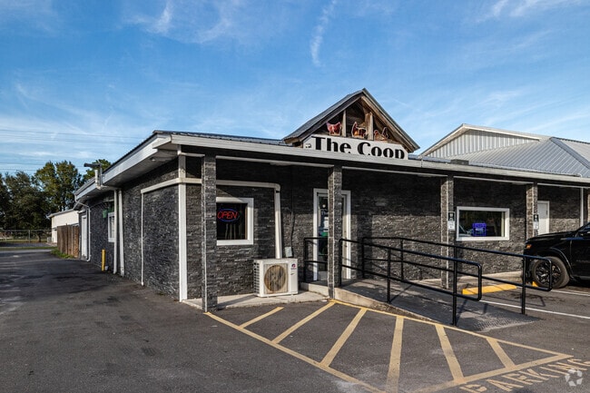 Go to The Coop, a Macclenny favorite and enjoy your favorite wings.