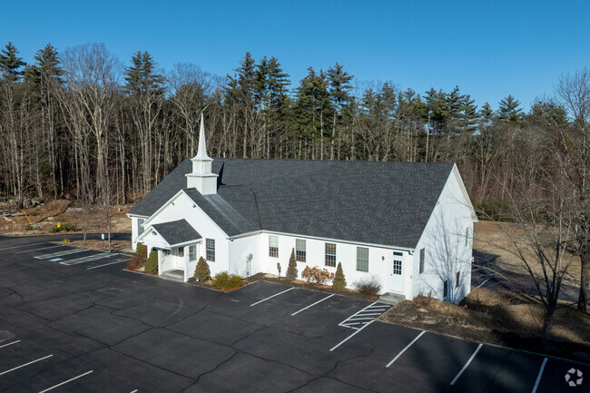 Hillsboro Christian School is a private Christian school in Manchester serving students K-12.