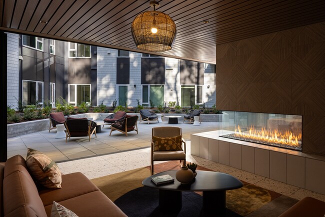 Canopy, Shoreline, WA 98133 - photo 2