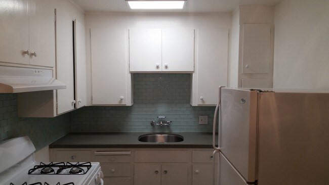 Royal Palms, Santa Clara, CA 95050 - photo 5