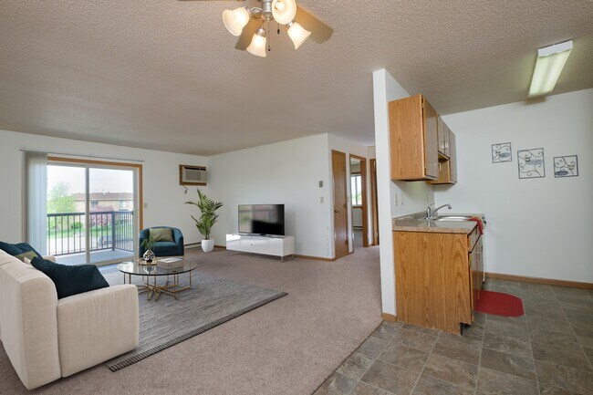 Oak Court, Fargo, ND 58103 - photo 3