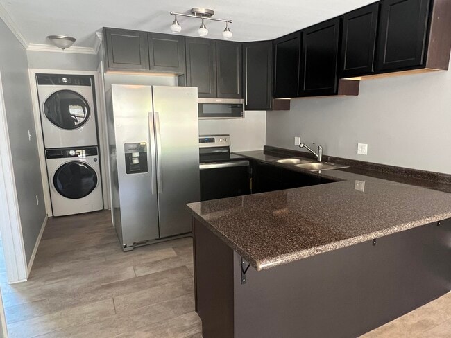 103 Foxfire Dr unit 3, Hattiesburg, MS 39401 - photo 2