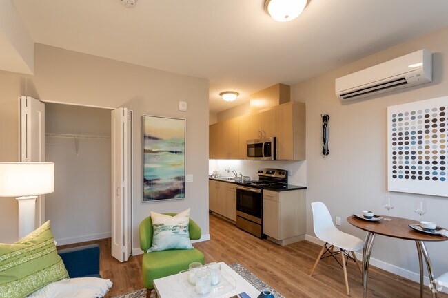 Studio, 1BA - 367 SF