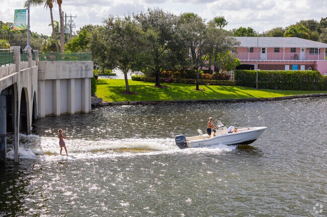 When you live in Tequesta neighborhood you can do water skiing any day you want.