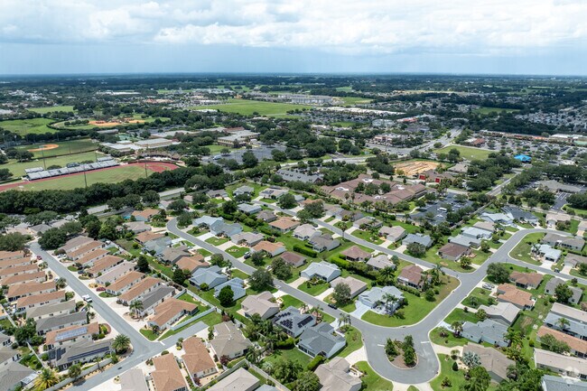 The Village of Belvedere is conveniently located along Belvedere Blvd and CR 466.