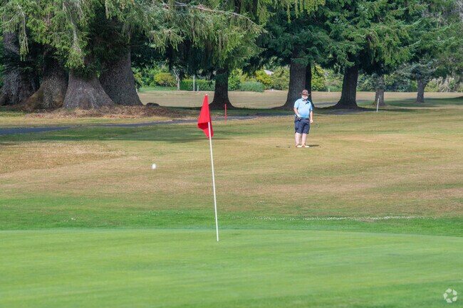 Work on your swing at the Grays Harbor Country Club in Central park.