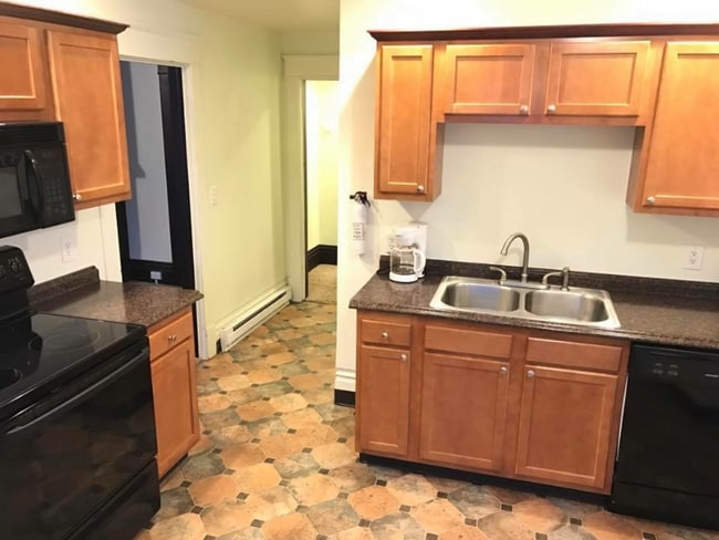 1201 Chestnut St, Franklin, PA 16323 - photo 2