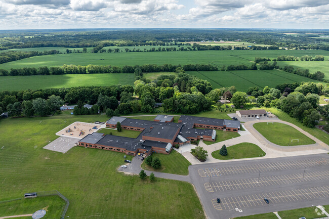 Thomas M. Ryan Intermediate School has a 15:1 Student-to-teacher ratio.