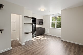 3635 Phinney Ave N, Seattle, WA 98103