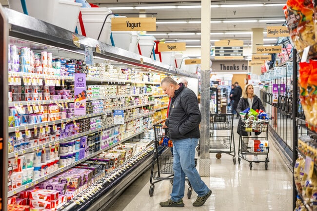 Residents of Newport Cove enjoy convenient grocery shopping at Jewel Osco.