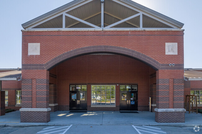 Mulberry Elementary School is one of the top schools in the area.