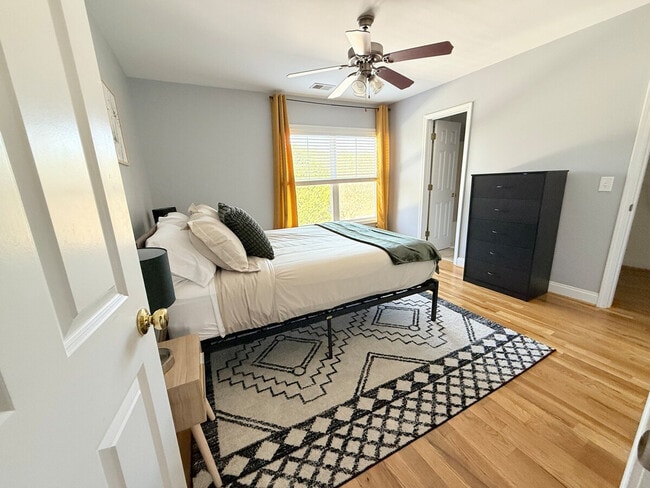 617 Lake Forest Rd unit ID1339904P, Columbia, SC 29209 - photo 2