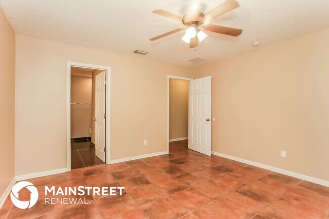 5054 Knightsbridge Cir N, Jacksonville, FL 32244 - photo 7