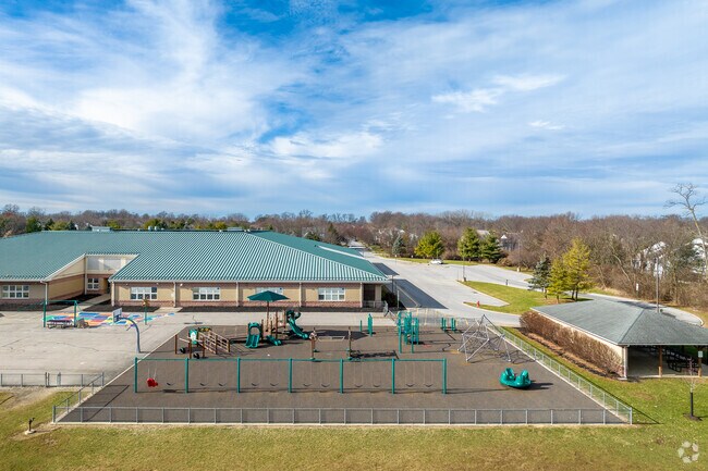 Tyler Run Elementary School is located in Liberty-Deleware Co, Powell Ohio.