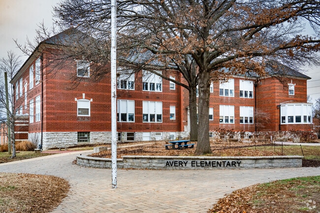Avery Elementary prepares students for future success through a comprehensive education.