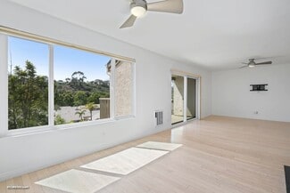 8636 Via Mallorca Unit C, La Jolla, CA 92037