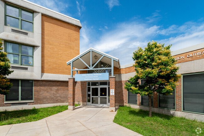 7 percent of students in Enrico Fermi School No. 17 are proficient in reading.