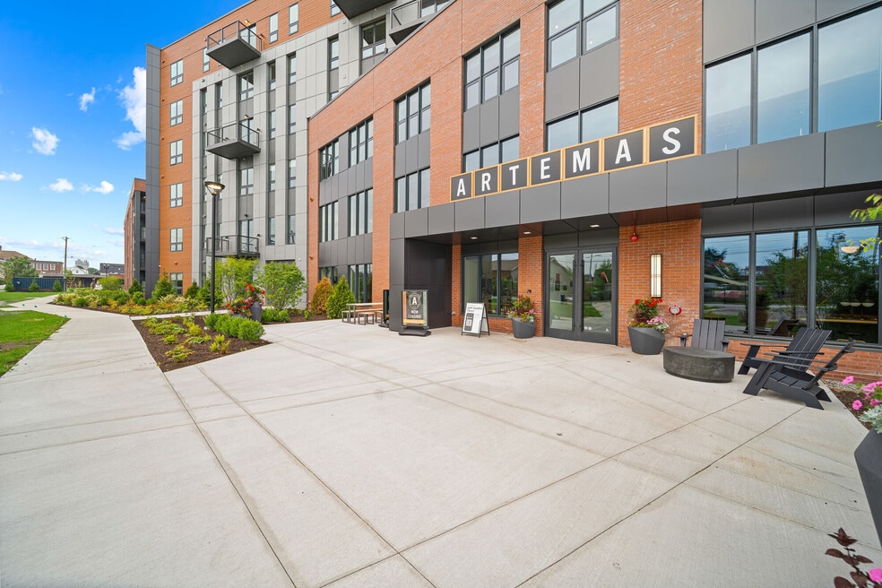 Artemas, Everett, MA 02149 - photo 1