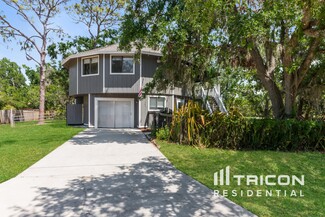 903 Hagle Park Rd, Bradenton, FL 34212
