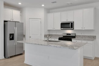 1680 Trainors Way, Jacksonville, FL 32218