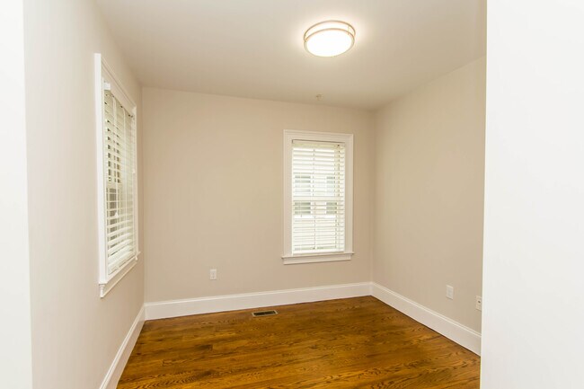 132 Columbia St unit 1, Cambridge, MA 02139 - photo 3