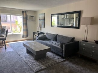 6780 Friars Rd Unit 202, San Diego, CA 92108