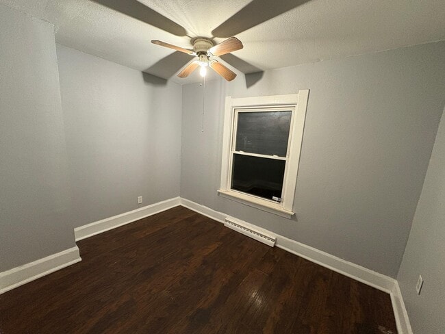 261 Spring Grove Ave, Toledo, OH 43605 - photo 2