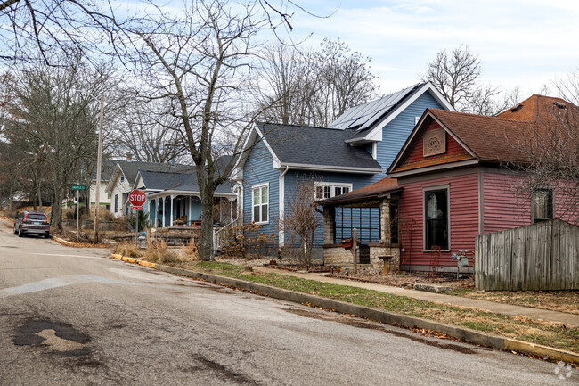 Craftsman and bungalow homes make up much of Prospect Hill.