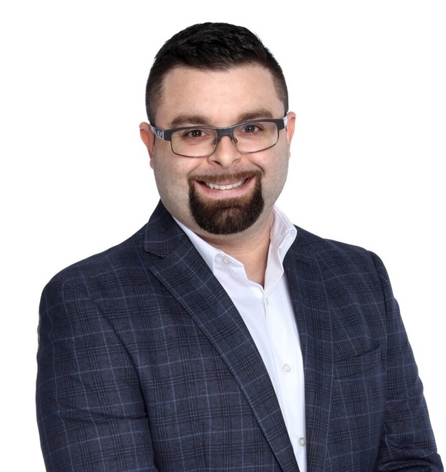 Agent Photo