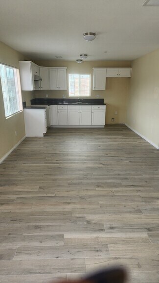 1043 W 107th St Unit 107th, Los Angeles, CA 90044