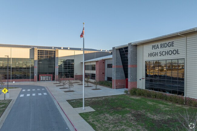 Pea Ridge High School teaches students in grades nine through twelve.