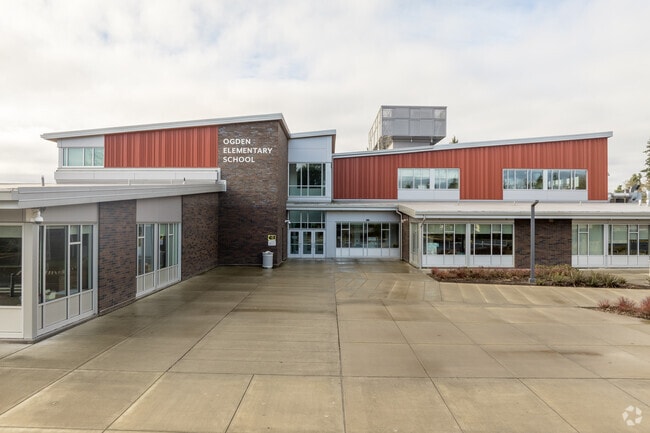Ogden Elementary School has a large paved area for meeting outside of school in Vancouver, WA.