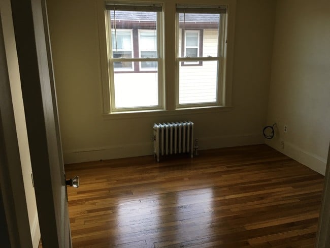 13 Victory Ave unit 4, Quincy, MA 02169 - photo 2