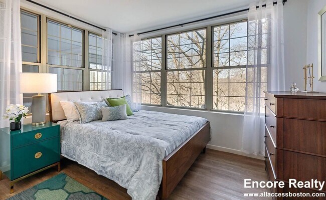 201 S Huntington Ave unit 221-106, Boston, MA 02130 - photo 2