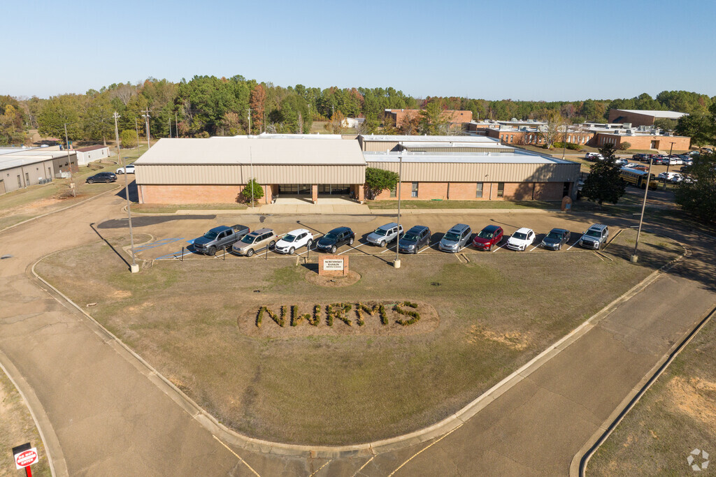 Northwest Rankin Middle School, located in Flowood, MS, serves 1,431 students in grades 6-8.