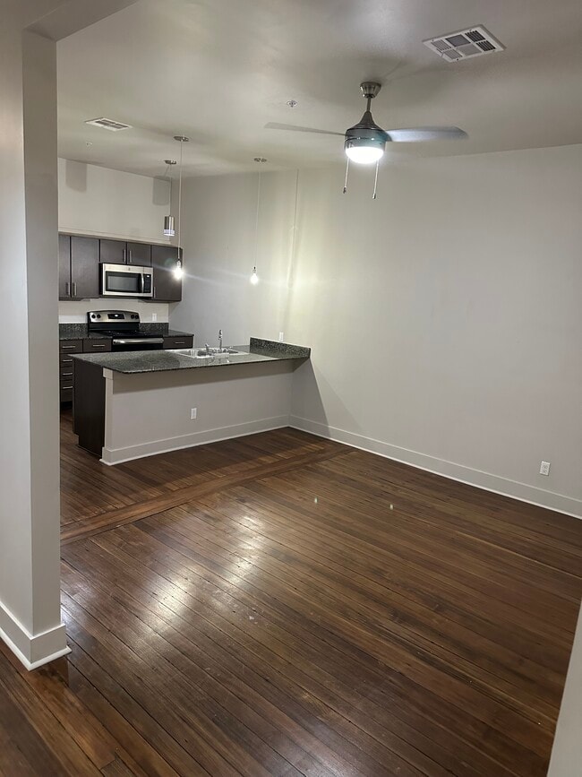 Ford Lofts, Okmulgee, OK 74447 - photo 2