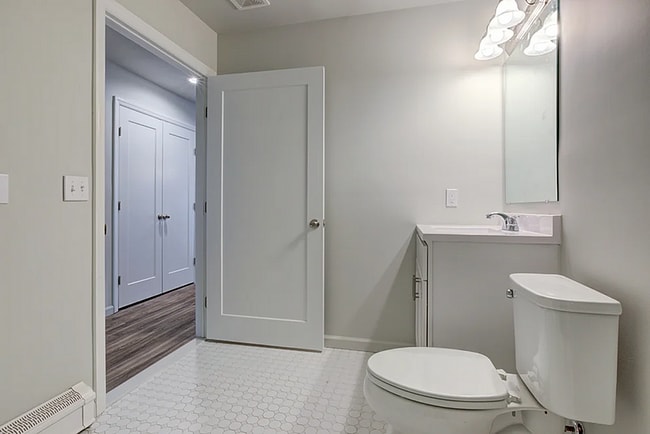 Zen Long Island at Copiague Apartment Homes, Copiague, NY 11726 - photo 4