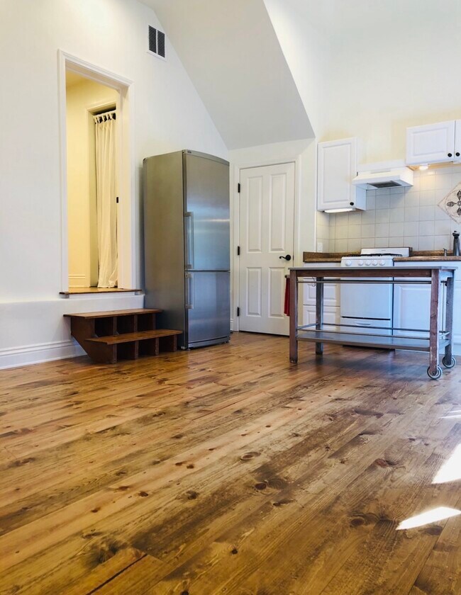 754 Old Topanga Canyon Rd unit studio, Topanga, CA 90290 - photo 7