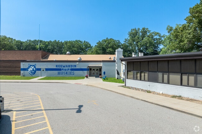 Keewahdin Elementary School