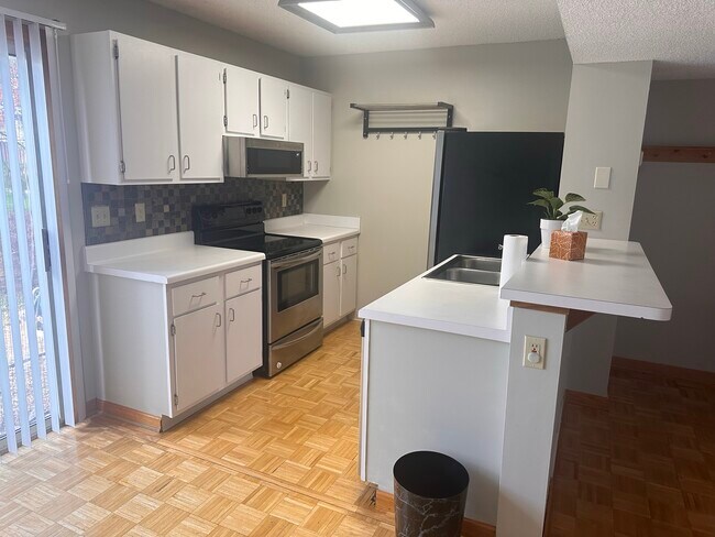 5125 Singleton Dr unit 37C, Hilliard, OH 43026 - photo 5