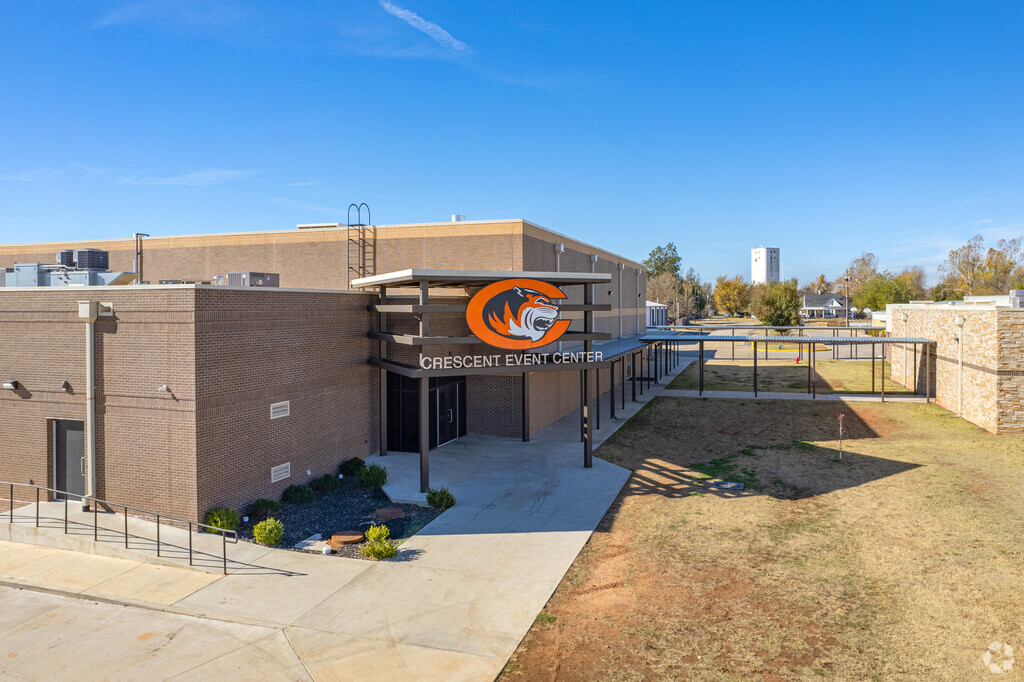 Crescent  Middle School has an event center used by the whole school district.