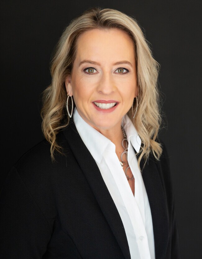 Tracy Hutchins