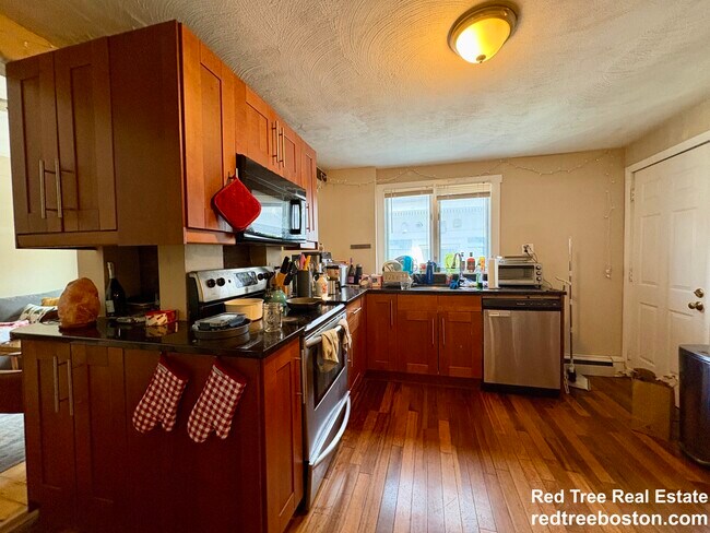 72 Hillside St unit 3, Roxbury Crossing, MA 02120 - photo 5
