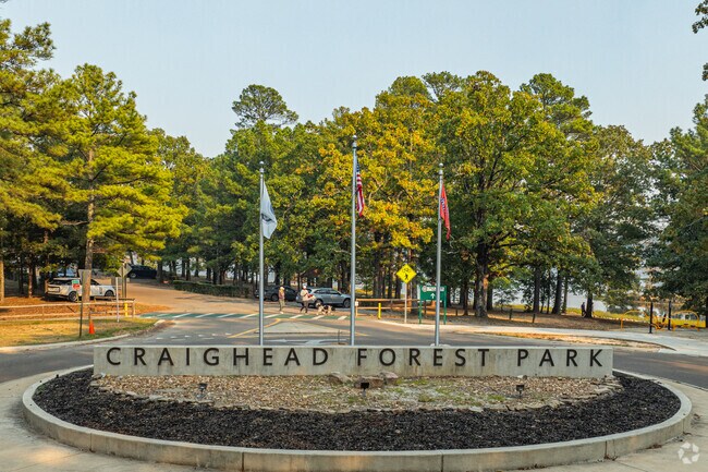 Ridgepoint is a 15 minute drive from Craighead Forest Park.